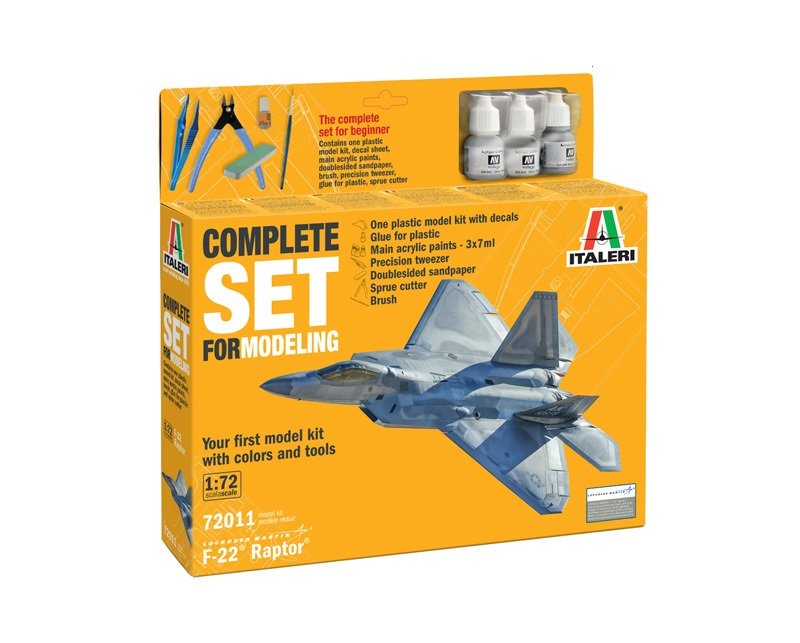 Italeri 72011 - 1/72 F-22 Raptor Complete set for Modelling