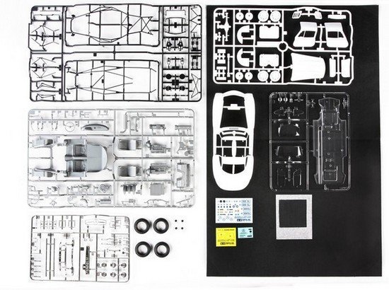 KIT TAMIYA 1/24 CAR MERCEDES BENZ SL300 GULLWING 24338